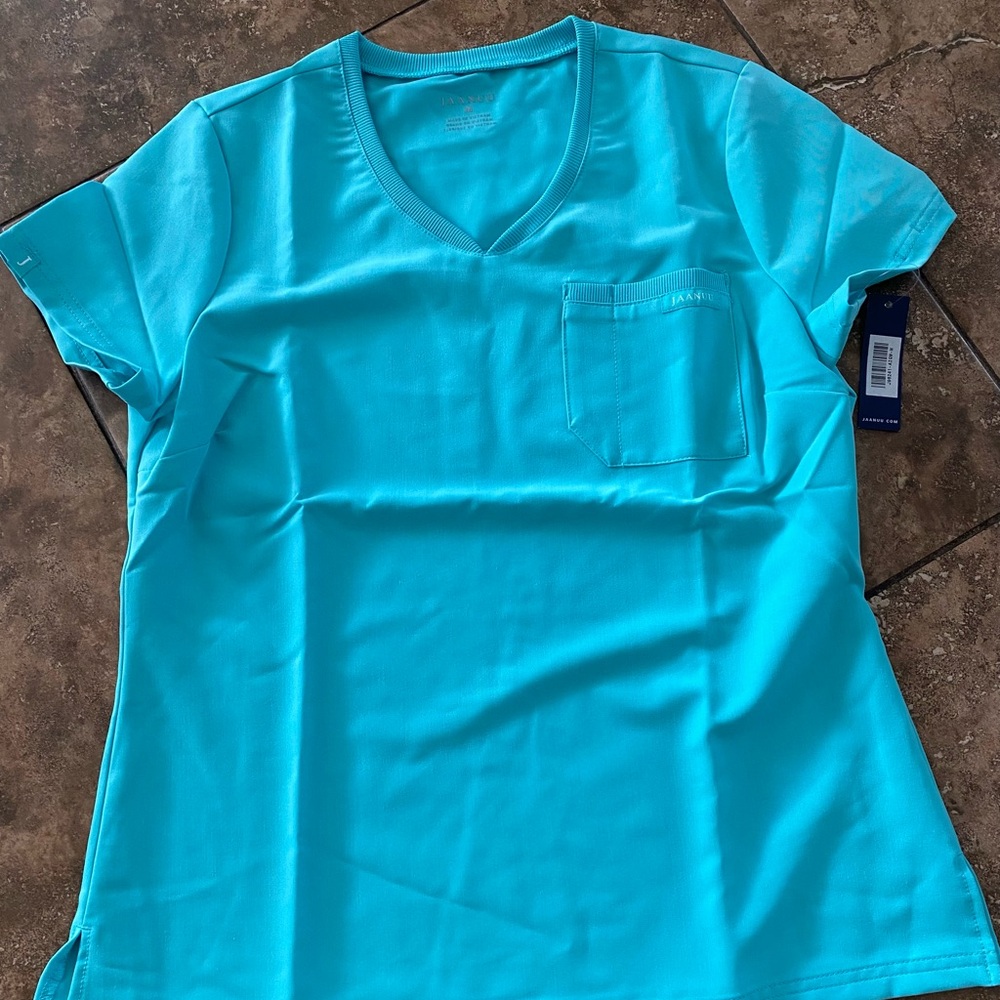 Jaanuu scrubs